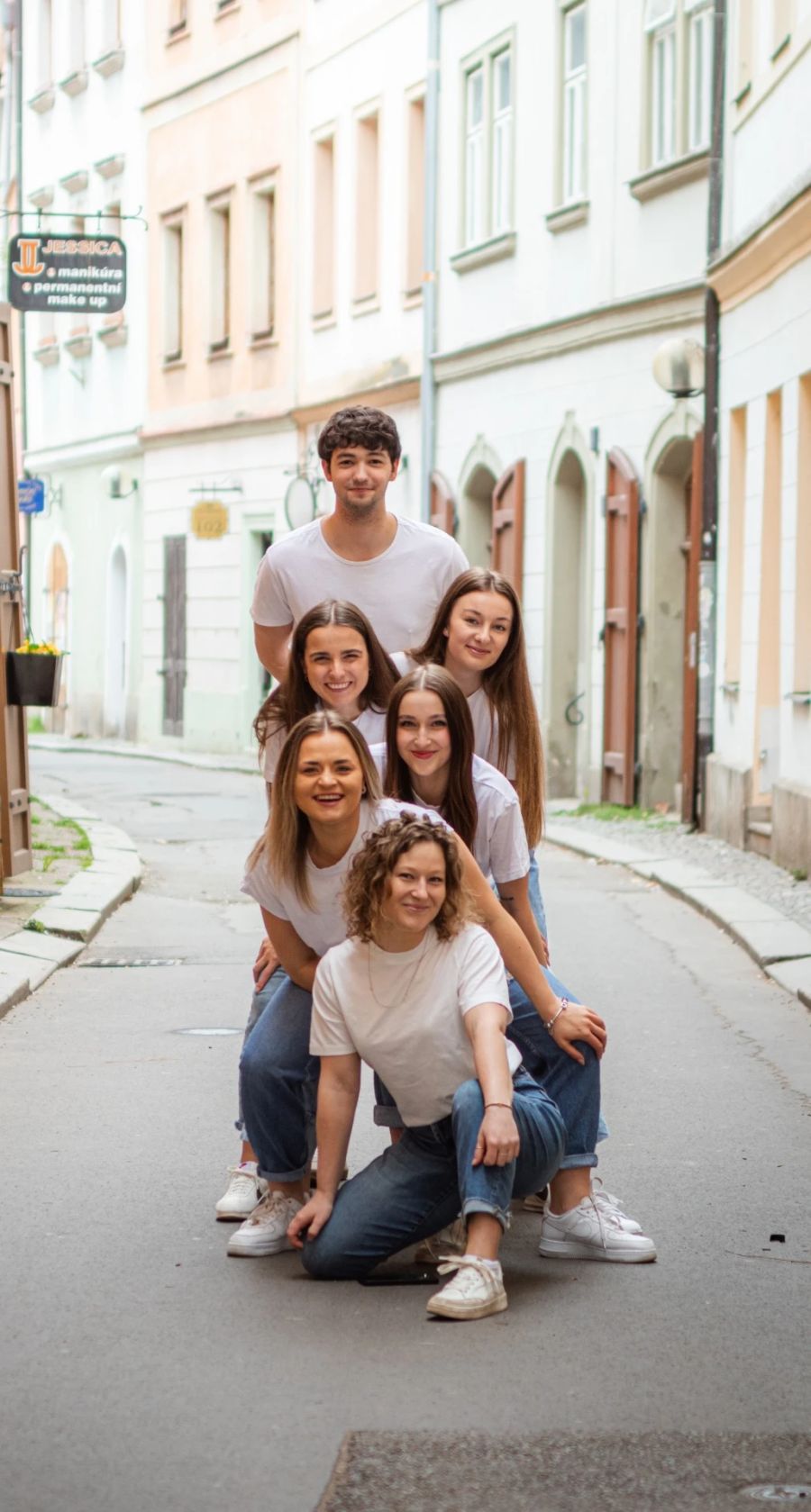O nás